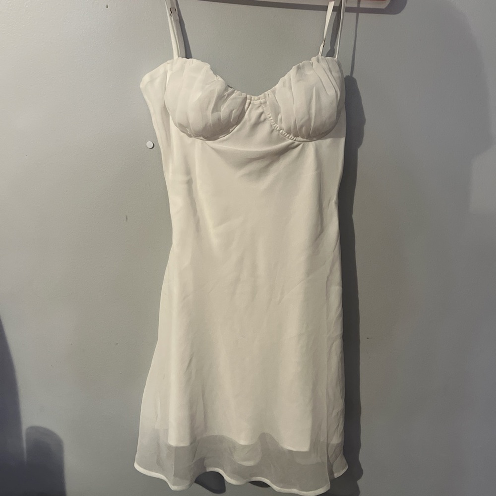 Beginning boutique white dress